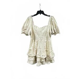 Vestique Boutique Cream Lace Eyelet Boho Tiered Mini Short Dress- Size Medium
